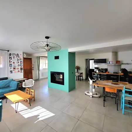 Azur Piscine Et Parking Villa *