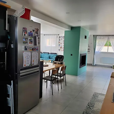 Azur Piscine Et Parking * Castelginest